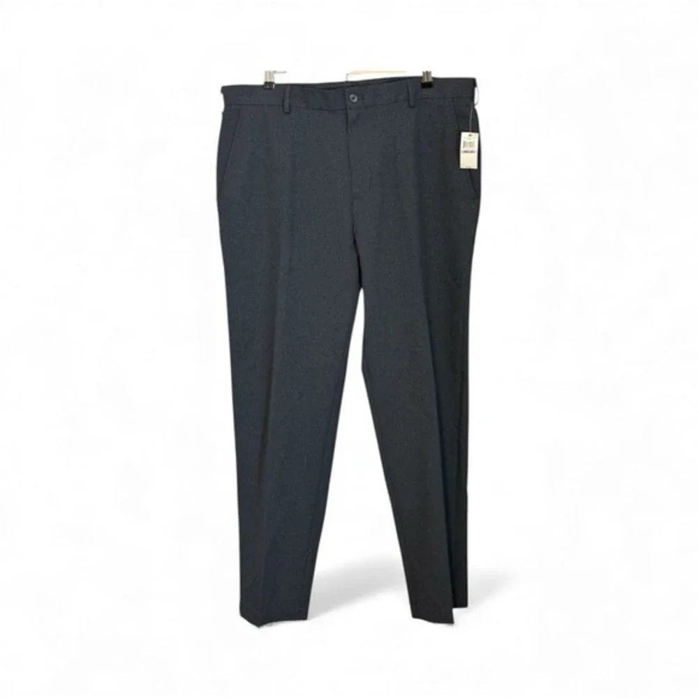 Van Heusen Traveler Straight Fit‎ Premium  Men's Pants 38x32 Charcoal Gray